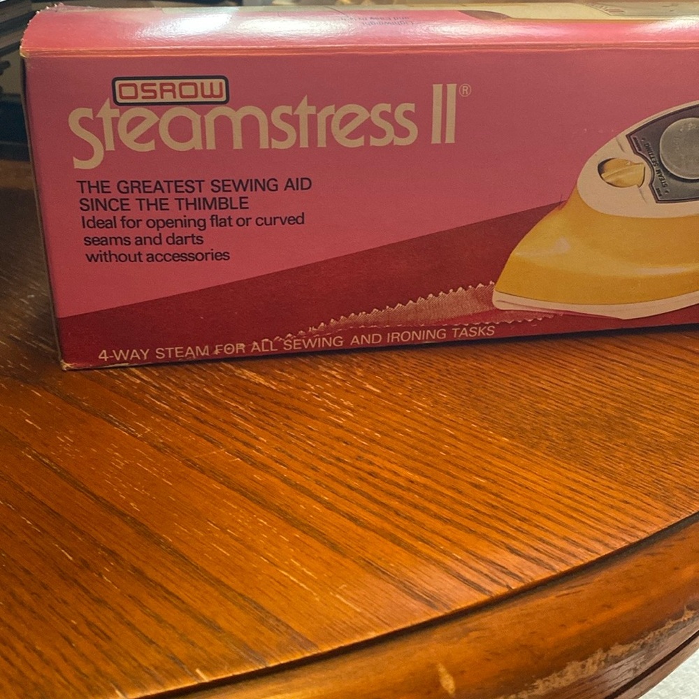 Steamstress II Iron - Yellow